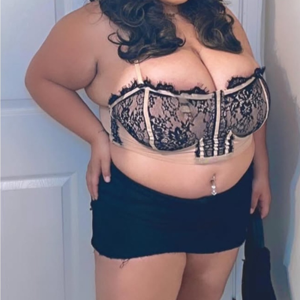 Elegant Lace Trim Intimate Top